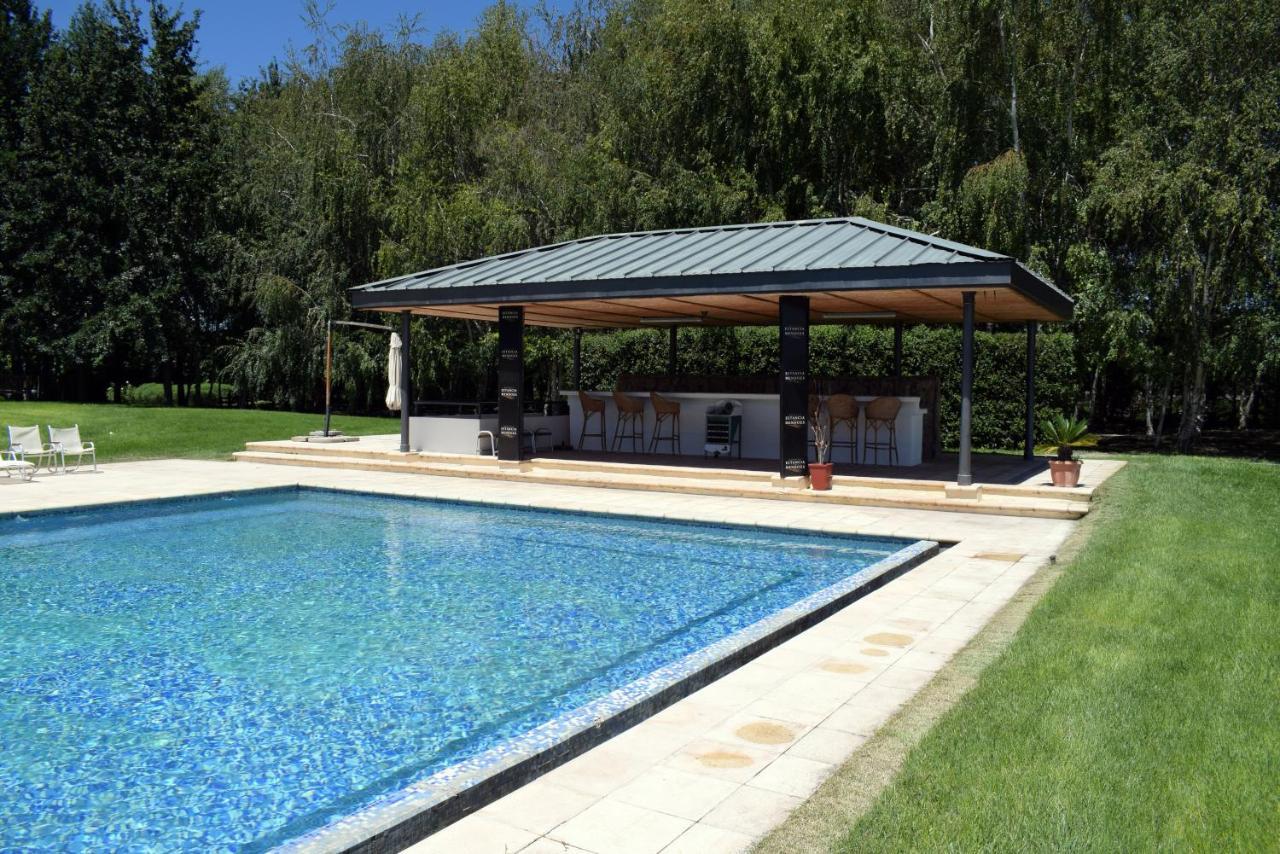 Estancia Mendoza Wine Hotel ตูนูยัน ภายนอก รูปภาพ