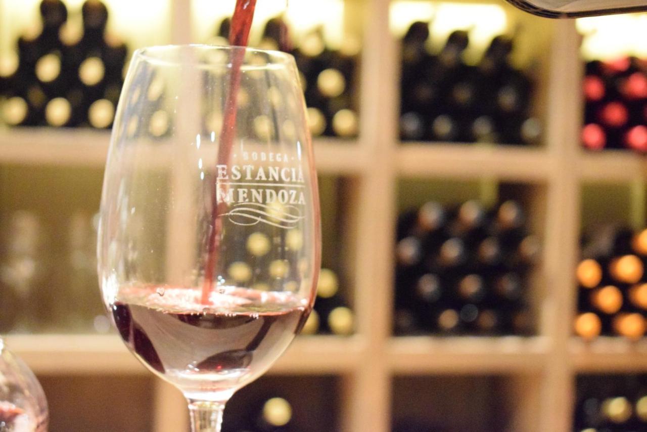 Estancia Mendoza Wine Hotel ตูนูยัน ภายนอก รูปภาพ